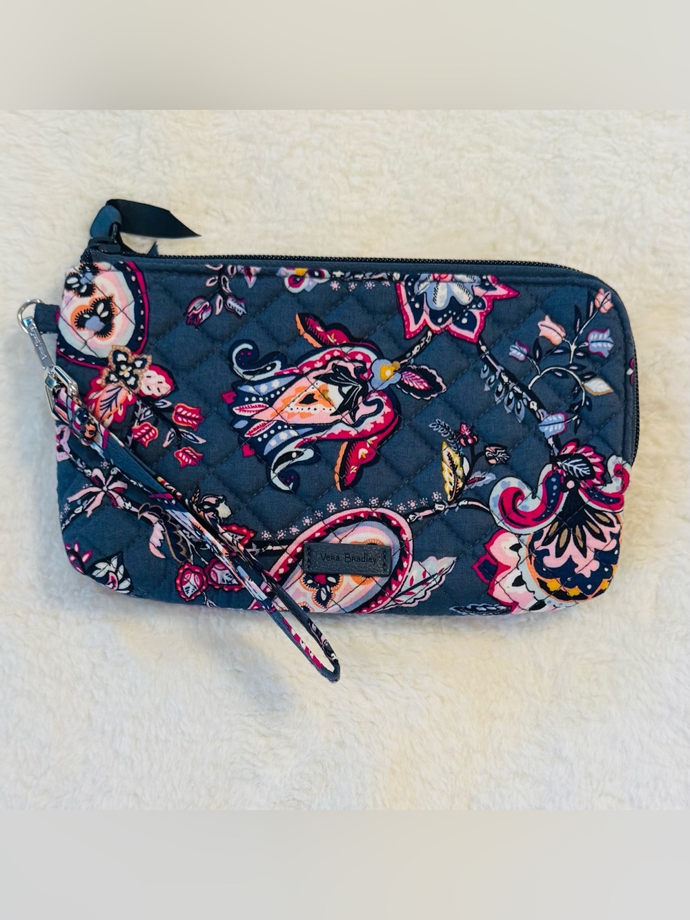 Vera Bradley RFID Wristlet Felicity Paisley